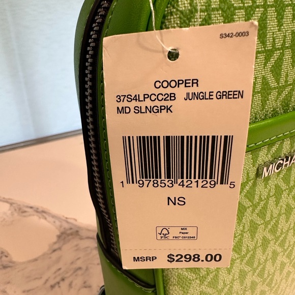 MICHAEL Michael Kors Cooper Medium Ombré Logo Sling Pack NWT - Picture 7 of 7